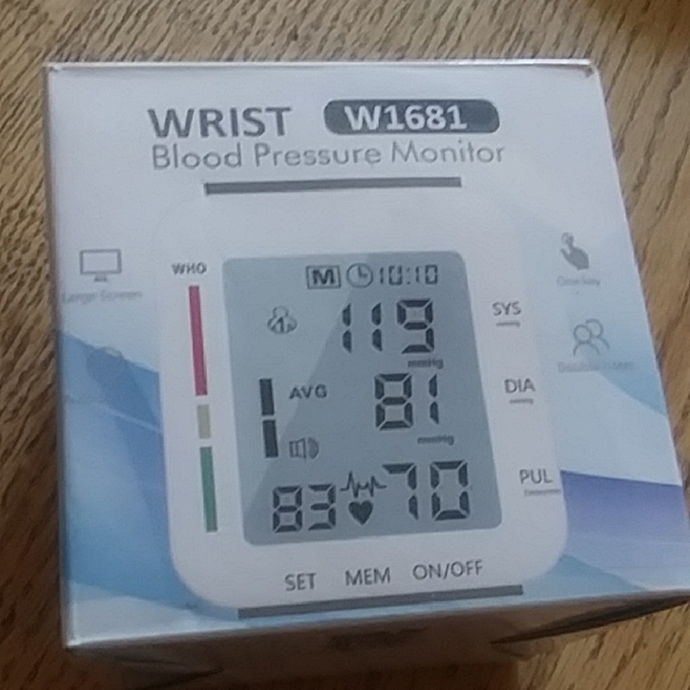 Wrist Blood Pressure Monitor - White With Gray , Without Batteries